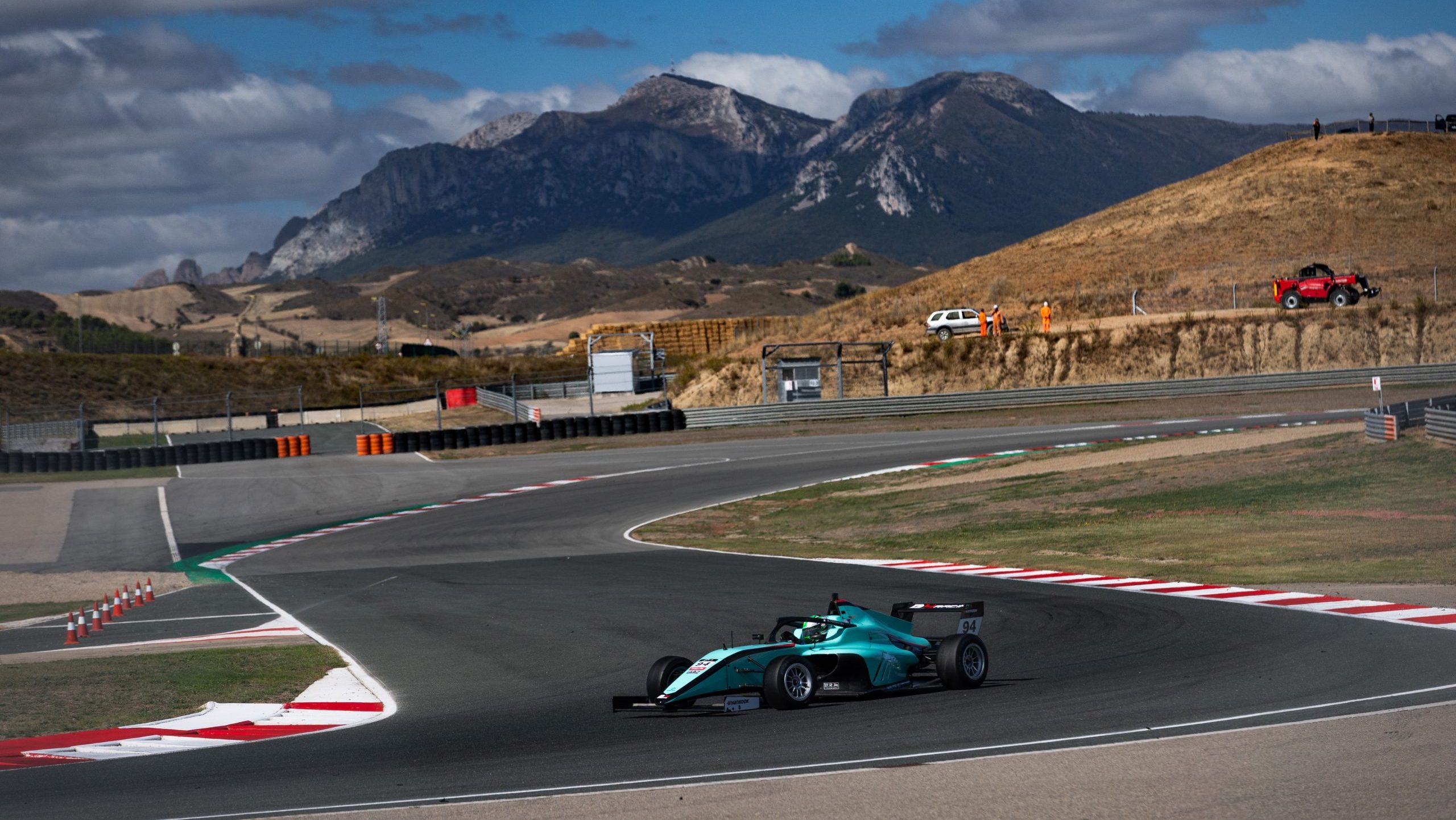 Navarra Round 6: a weekend of constant progress for G4 Racing